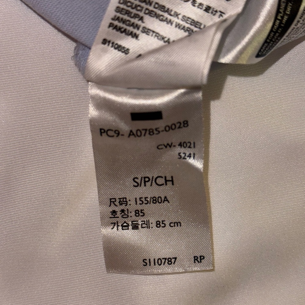 Levi’s Fruit Logo Ringer Tee – Size Small - Picture 4 of 6